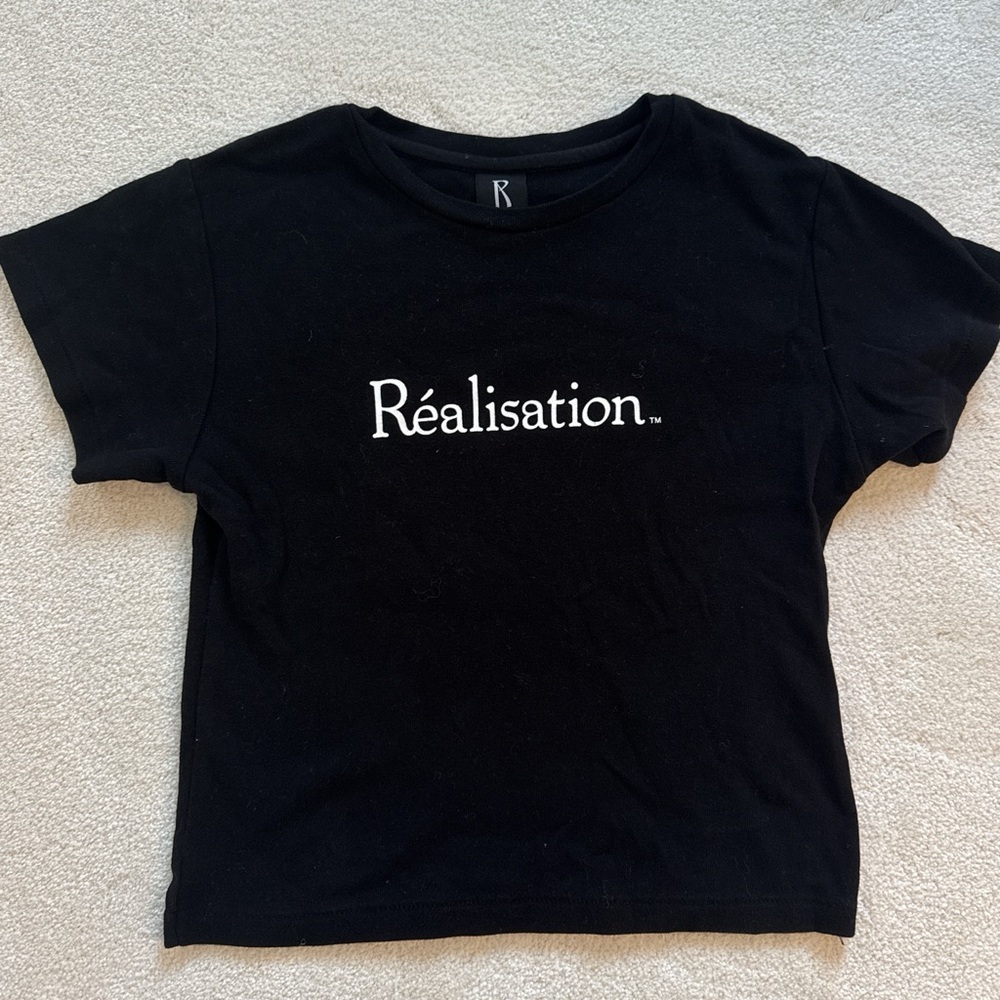 Realisation Par Black Tee